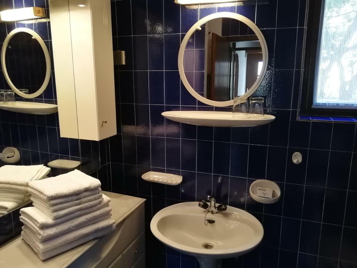Apartman Mladenka Supetar Exterior photo